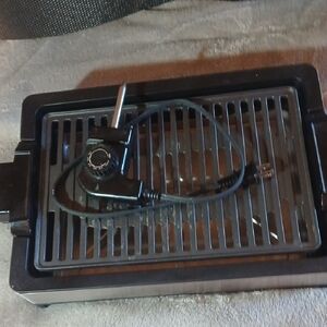 Electric Indoor Grill with Temperature Control - Black